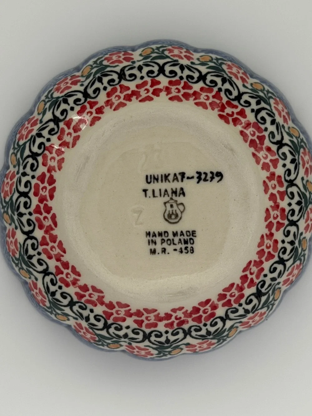 Polish Pottery Ceramika Artystyczna UNIKAT-3279 Small Scalloped Bowl w/Flowers
